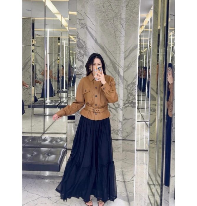 생로랑 벨트 가죽 자켓 브라운 레플리카 미러급 SA급 S급 고퀄리티 하이엔드 최상급 의류 [여성] 6