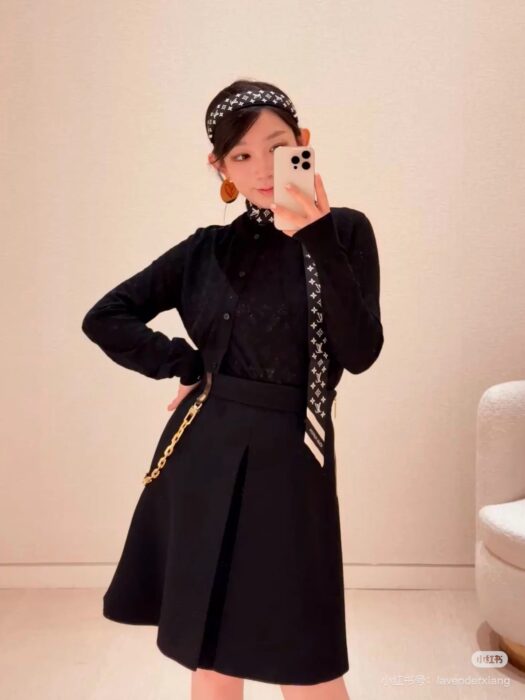 루이비통 할로우 니트 가디건 레플리카 미러급 SA급 S급 고퀄리티 하이엔드 최상급 의류 [여성] 4