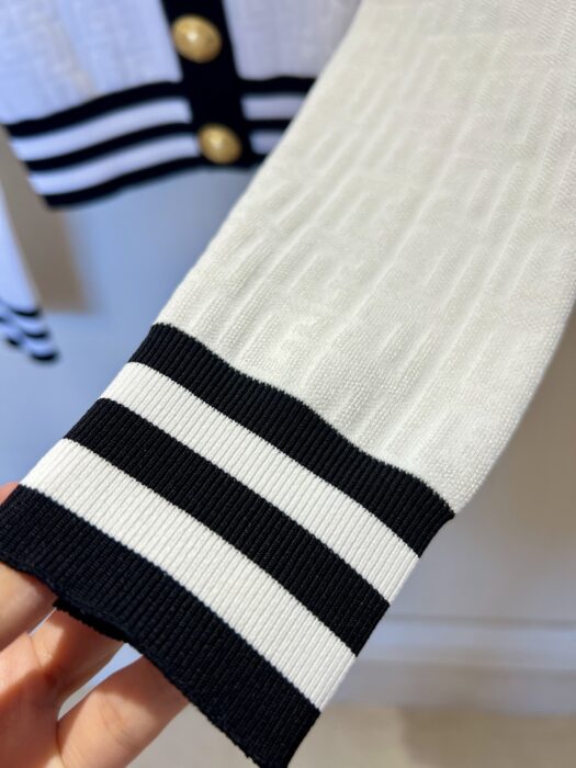 발망 모노그램 장식 바이컬러 가디건 레플리카 미러급 SA급 S급 고퀄리티 하이엔드 최상급 의류 [여성] 3