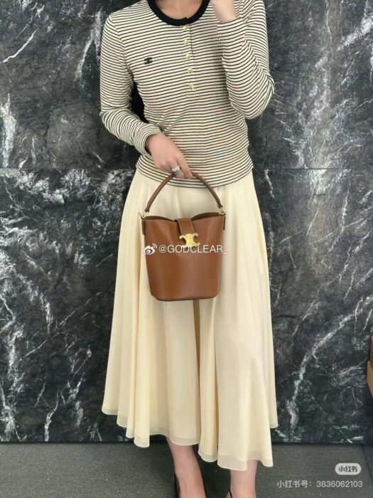 셀린느 트리옹프 티셔츠 레플리카 미러급 SA급 S급 고퀄리티 하이엔드 최상급 의류 [여성] 21