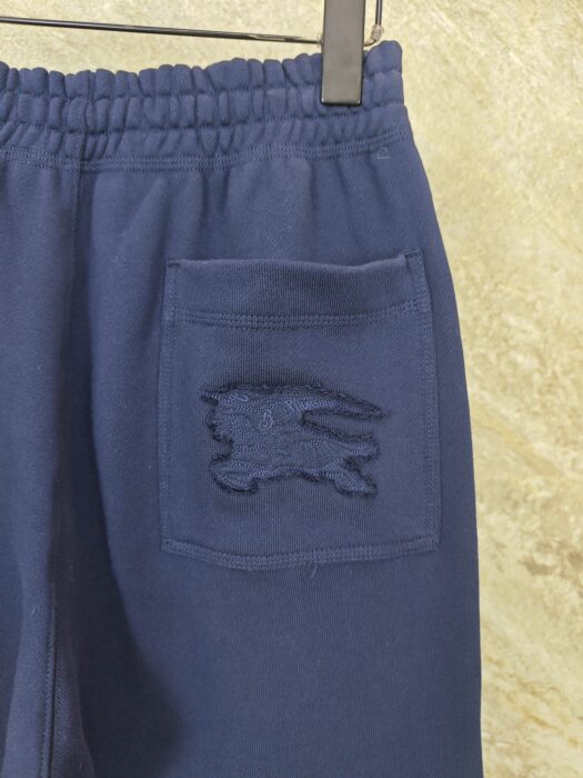 버버리 포켓 승마 자수 순색 조거 팬츠 네이비 레플리카 미러급 SA급 S급 고퀄리티 하이엔드 최상급 의류 [남성] 5