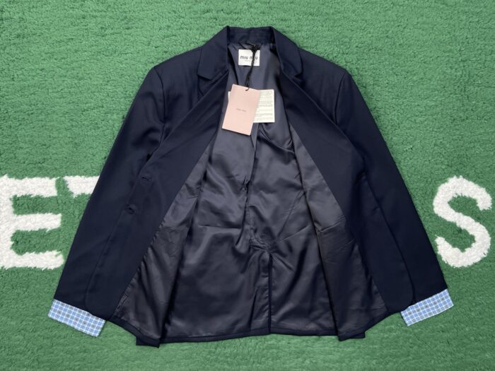 미우미우 모노그램 양복 상의 자켓 블랙 레플리카 미러급 SA급 S급 고퀄리티 하이엔드 최상급 의류 [여성] 4