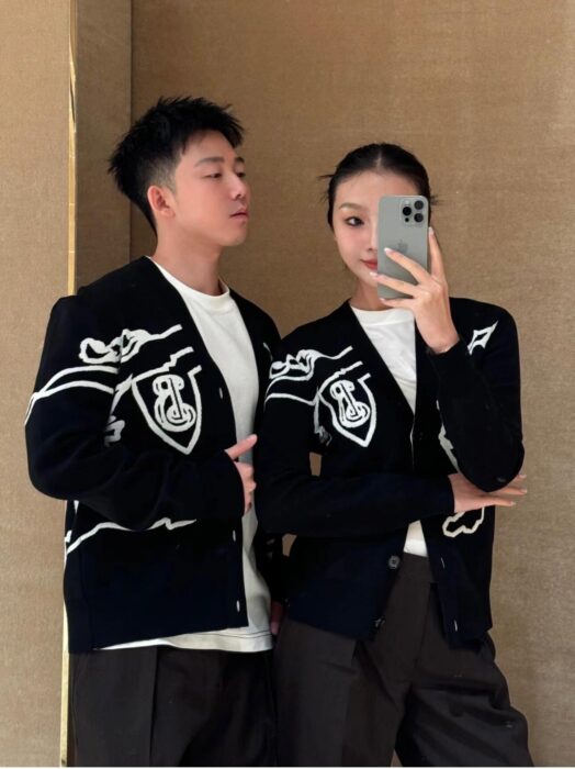 버버리 점보 승마 자카드 가디건 블랙 레플리카 미러급 SA급 S급 고퀄리티 하이엔드 최상급 의류 [남성여성공용]