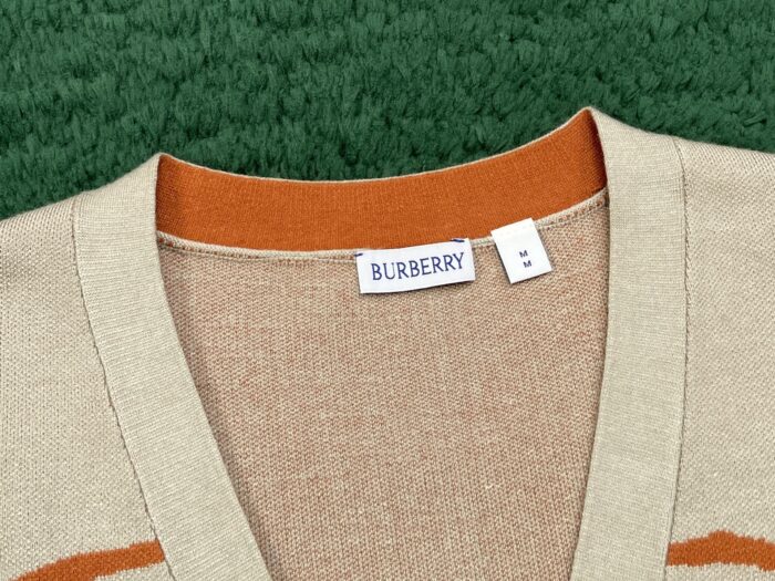 버버리 점보 승마 자카드 가디건 베이지 레플리카 미러급 SA급 S급 고퀄리티 하이엔드 최상급 의류 [남성여성공용] 7