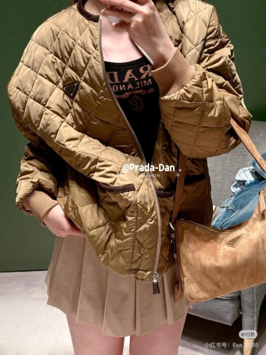 프라다 카라멜 체크 라운드 패딩 코트 레플리카 미러급 SA급 S급 고퀄리티 하이엔드 최상급 의류 [여성] 12