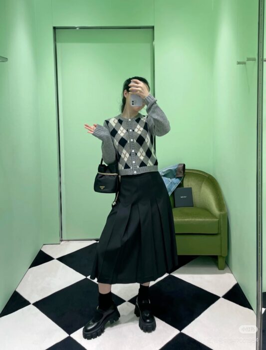 프라다 아가일 니트 캐시미어 가디건 레플리카 미러급 SA급 S급 고퀄리티 하이엔드 최상급 의류 [여성] 5