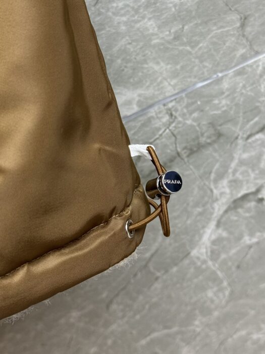 프라다 양면 베스트 레플리카 미러급 SA급 S급 고퀄리티 하이엔드 최상급 의류 [여성] 11