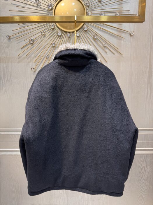 미우미우 플리스 다운 재킷 레플리카 미러급 SA급 S급 고퀄리티 하이엔드 최상급 의류 [여성] 6