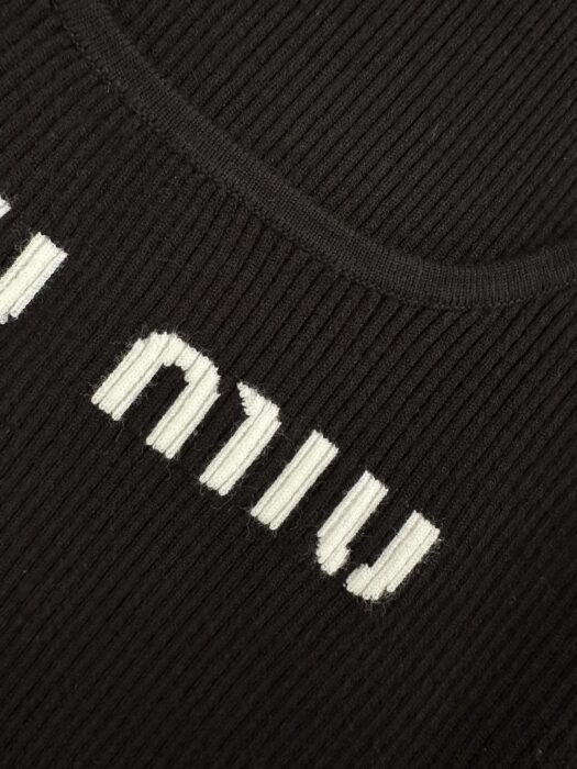 미우미우 니트 탑 레플리카 미러급 SA급 S급 고퀄리티 하이엔드 최상급 의류 [여성] 16