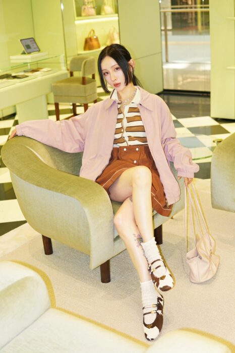 프라다 블루종 자켓 핑크 레플리카 미러급 SA급 S급 고퀄리티 하이엔드 최상급 의류 [여성] 11