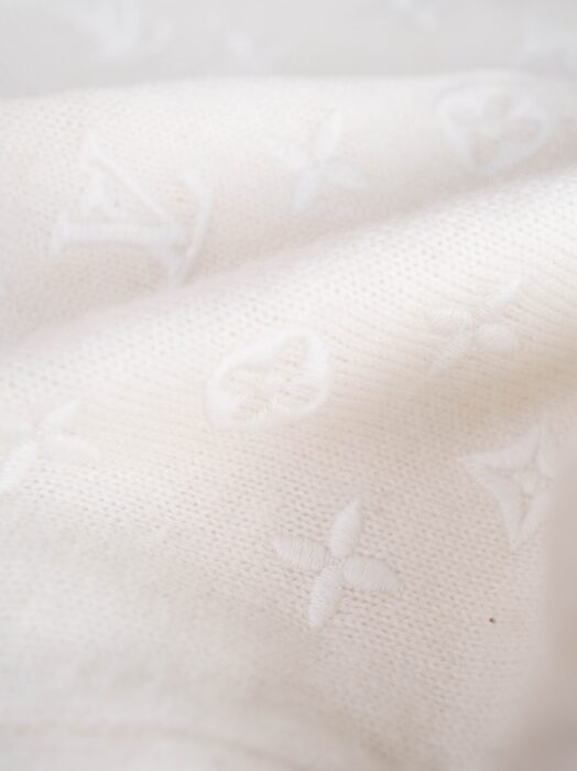 루이비통 모노그램 니트 스웨터 레플리카 미러급 SA급 S급 고퀄리티 하이엔드 최상급 의류 [여성] 22