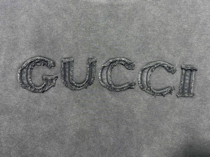 구찌 모노그램 패치 워싱 맨투맨 그레이 레플리카 미러급 SA급 S급 고퀄리티 하이엔드 최상급 의류 [남성여성공용] 12
