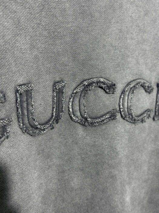 구찌 모노그램 패치 워싱 맨투맨 그레이 레플리카 미러급 SA급 S급 고퀄리티 하이엔드 최상급 의류 [남성여성공용] 13