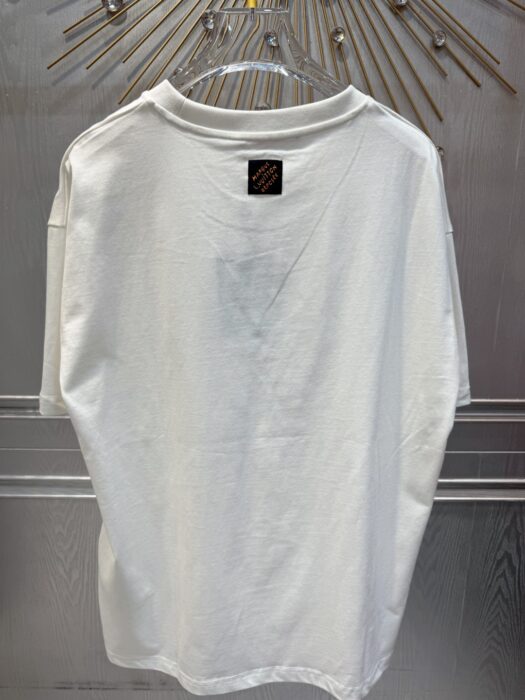 루이비통 플로킹 레더 반팔티 레플리카 미러급 SA급 S급 고퀄리티 하이엔드 최상급 의류 [남성여성공용] 10