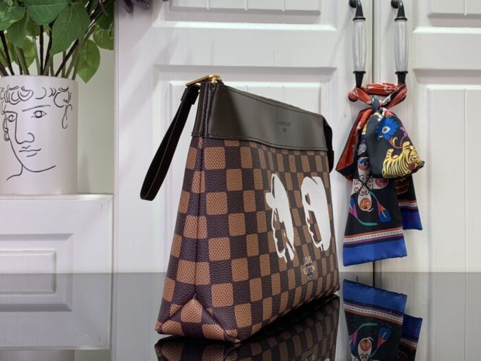 루이비통 포쉐트 보야주 수플 M40813 클러치백 레플리카 미러급 SA급 S급 고퀄리티 최상급 하이엔드 가방 [남성여성공용] 4