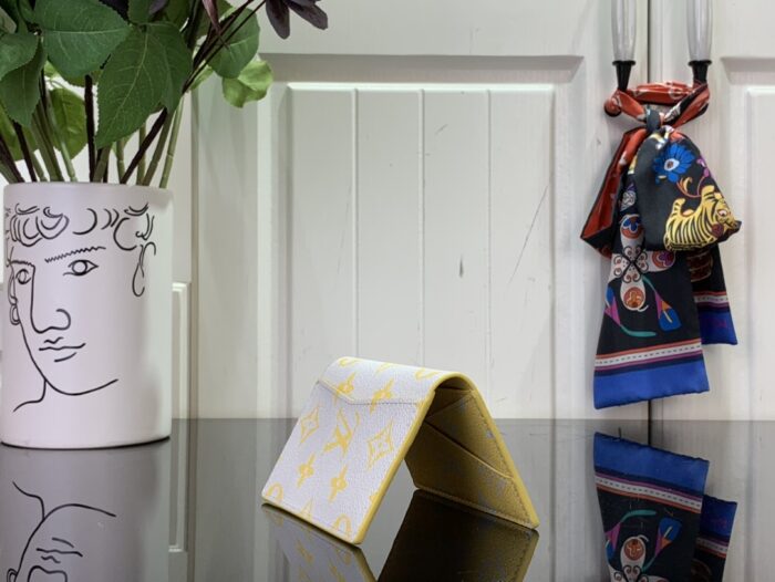 루이비통 포켓 오거나이저 M14769 라이트 그레이 레플리카 미러급 SA급 S급 고퀄리티 최상급 하이엔드 지갑 [남성여성공용] 5