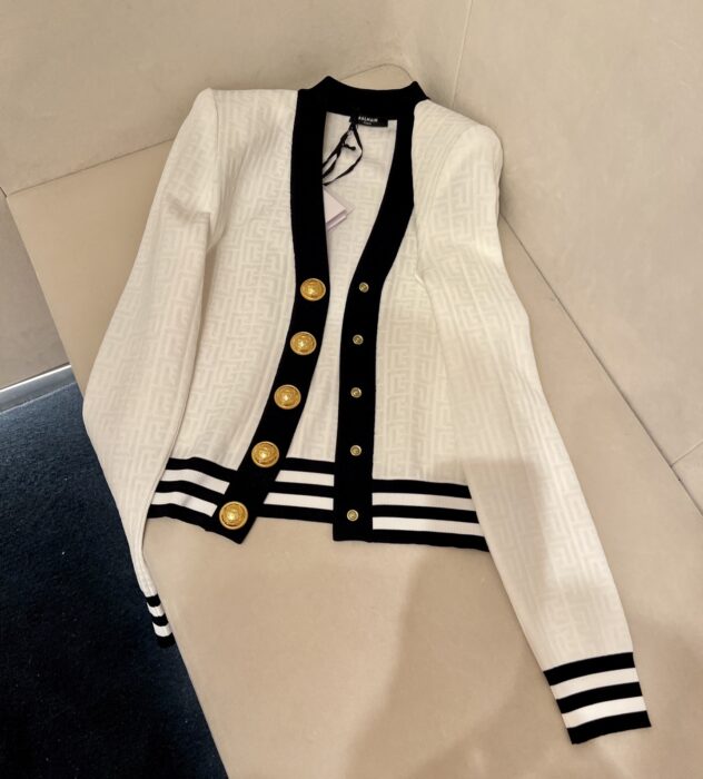 발망 모노그램 장식 바이컬러 가디건 레플리카 미러급 SA급 S급 고퀄리티 하이엔드 최상급 의류 [여성] 14