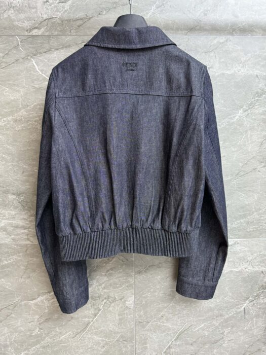 펜디 라이트 블루 샴브레이 보머 자켓 레플리카 미러급 SA급 S급 고퀄리티 하이엔드 최상급 의류 [여성] 15