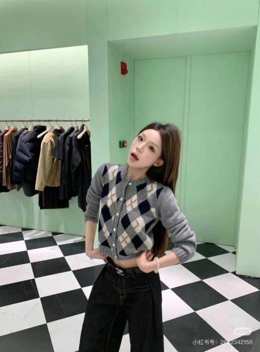 프라다 아가일 니트 캐시미어 가디건 레플리카 미러급 SA급 S급 고퀄리티 하이엔드 최상급 의류 [여성] 2