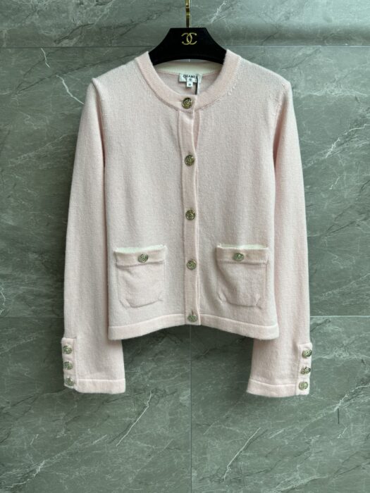샤넬 버튼 니트 가디건 레플리카 미러급 SA급 S급 고퀄리티 하이엔드 최상급 의류 [여성] 3