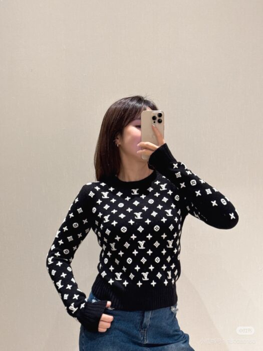 루이비통 3D 모노그램 니트 풀오버 레플리카 미러급 SA급 S급 고퀄리티 하이엔드 최상급 의류 [여성] 7