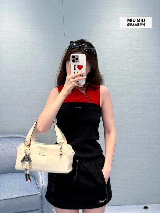 미우미우 25FW 미디 스커트 레플리카 미러급 SA급 S급 고퀄리티 하이엔드 최상급 의류 [여성] 5