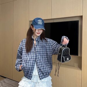 미우미우 체크 단추 자켓 블루 레플리카 미러급 SA급 S급 고퀄리티 하이엔드 최상급 의류 [남성여성공용]