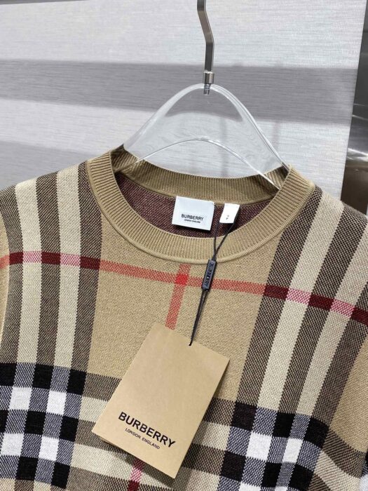 버버리 체크 베이지 반팔 티셔츠 레플리카 미러급 SA급 S급 고퀄리티 하이엔드 최상급 의류 [남성여성공용] 18
