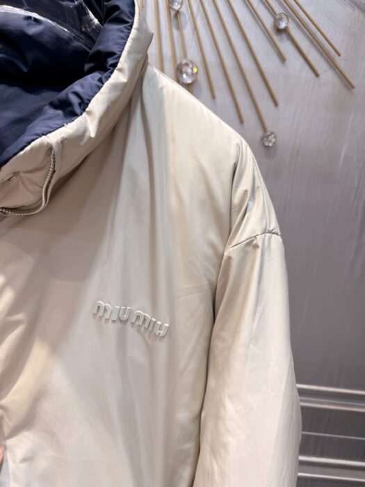 미우미우 리버시블 테크니컬 폰제 다운 자켓 레플리카 미러급 SA급 S급 고퀄리티 하이엔드 최상급 의류 [여성] 7