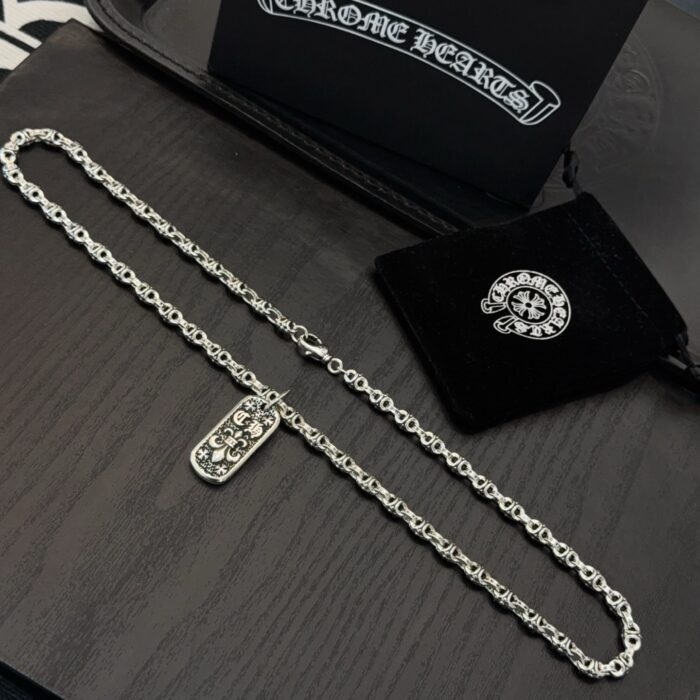 크롬하츠 십자가 플라워 각인 펜던트 목걸이 레플리카 미러급 SA급 S급 고퀄리티 최상급 하이엔드 악세사리 [남성여성공용] 3