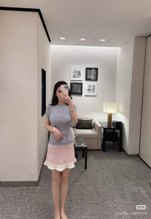 샤넬 만화 줄무늬 니트 반팔 레플리카 미러급 SA급 S급 고퀄리티 하이엔드 최상급 의류 [여성] 2