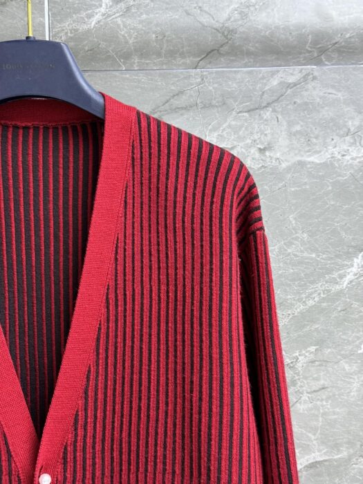 루이비통 루이비통 X 박서보 울 가디건 레플리카 미러급 SA급 S급 고퀄리티 하이엔드 최상급 의류 [남성여성공용] 8