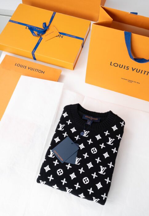 루이비통 모노그램 니트 스웨터 레플리카 미러급 SA급 S급 고퀄리티 하이엔드 최상급 의류 [여성] 11