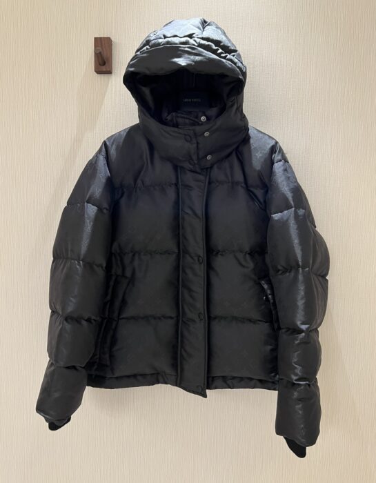 루이비통 자카드 다운 자켓 레플리카 미러급 SA급 S급 고퀄리티 하이엔드 최상급 의류 [여성] 6