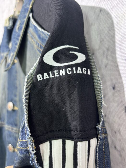 발렌시아가 소매 흰색 줄 이음 배색 데님 자켓 레플리카 미러급 SA급 S급 고퀄리티 하이엔드 최상급 의류 [남성] 17