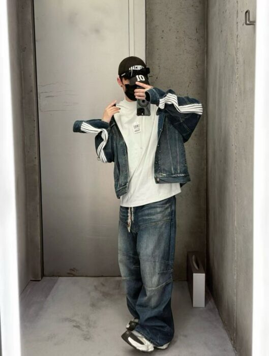 발렌시아가 소매 흰색 줄 이음 배색 데님 자켓 레플리카 미러급 SA급 S급 고퀄리티 하이엔드 최상급 의류 [남성] 2