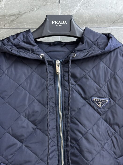 프라다 퀼티드 리나일론 경량 자켓 레플리카 미러급 SA급 S급 고퀄리티 하이엔드 최상급 의류 [여성] 5