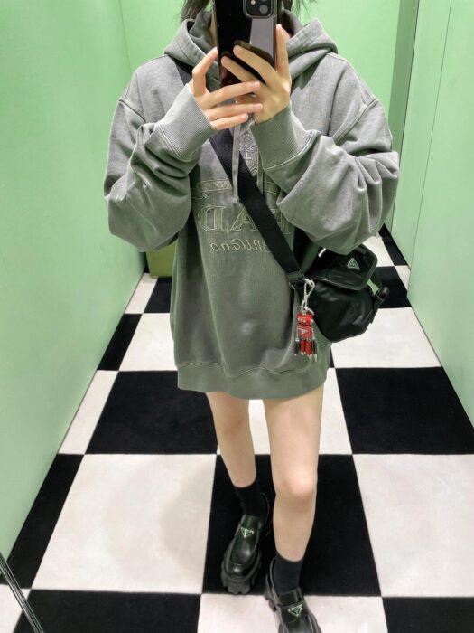 프라다 자수 후드 레플리카 미러급 SA급 S급 고퀄리티 하이엔드 최상급 의류 [남성여성공용] 8