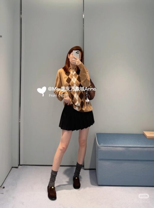 미우미우 캐시미어 폴로 셔츠 레플리카 미러급 SA급 S급 고퀄리티 하이엔드 최상급 의류 [여성] 5