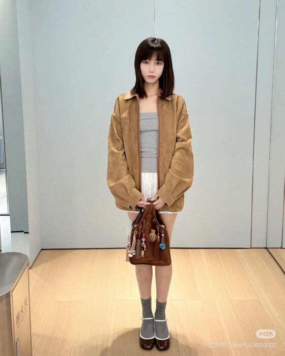 미우미우 스웨이드 블루종 자켓 레플리카 미러급 SA급 S급 고퀄리티 하이엔드 최상급 의류 [여성] 14