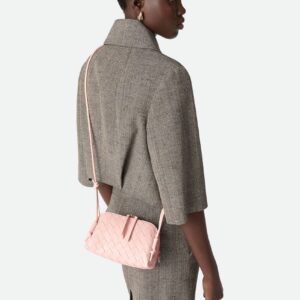 보테가베네타 콘서트 파우치 794258 핑크 크로스백 레플리카 미러급 SA급 S급 고퀄리티 최상급 하이엔드 가방 [여성]