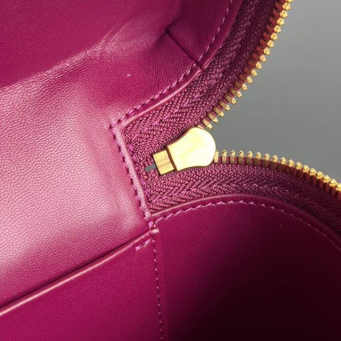 보테가베네타 뱅뱅 배니티 케이스 789109 자홍색 크로스백 레플리카 미러급 SA급 S급 고퀄리티 최상급 하이엔드 가방 [여성] 8