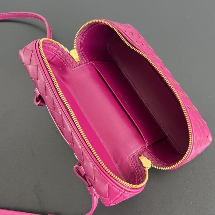 보테가베네타 뱅뱅 배니티 케이스 789109 자홍색 크로스백 레플리카 미러급 SA급 S급 고퀄리티 최상급 하이엔드 가방 [여성] 4
