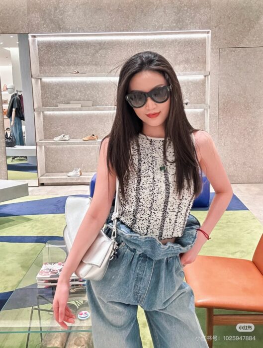 로에베 니트 베스트 레플리카 미러급 SA급 S급 고퀄리티 하이엔드 최상급 의류 [여성] 3