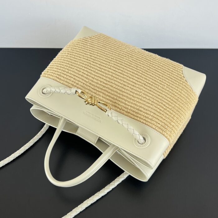 보테가베네타 스몰 안디아모 씨 솔트 내추럴 827479 크로스백 핸드백 토트백 레플리카 미러급 SA급 S급 고퀄리티 최상급 하이엔드 가방 [여성] 6