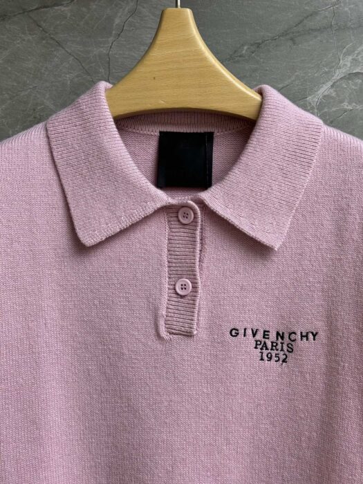 지방시 울 캐시미어 폴로 탑 레플리카 미러급 SA급 S급 고퀄리티 하이엔드 최상급 의류 [여성] 9