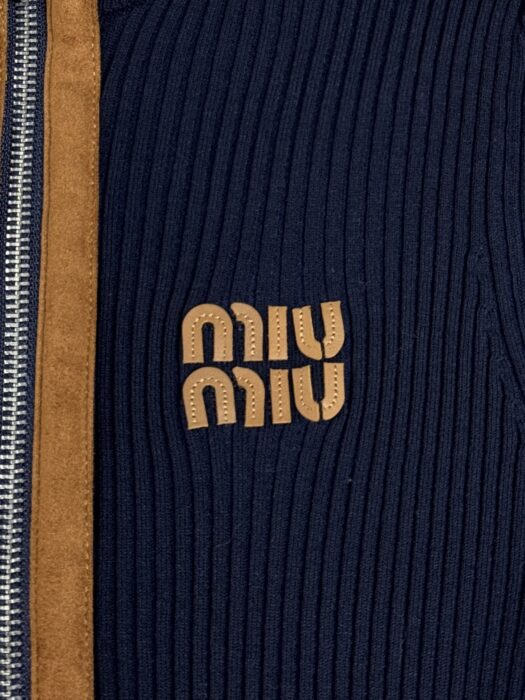 미우미우 캐시미어 및 가죽 지퍼 가디건 레플리카 미러급 SA급 S급 고퀄리티 하이엔드 최상급 의류 [여성] 6