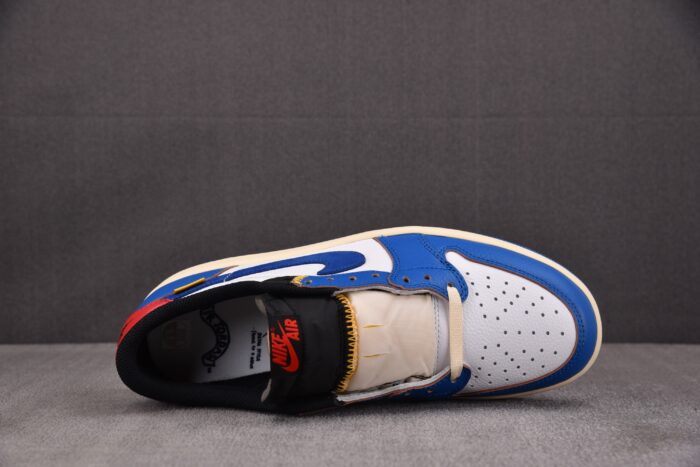 나이키 Un x 에어 조던 1 레트로 로우 OG 썸밋 화이트 HQ6998-106 레플리카 미러급 SA급 S급 고퀄리티 최상급 하이엔드 신발 [남성여성공용] 3