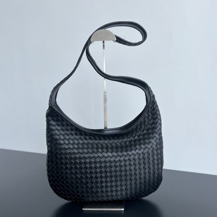 보테가베네타 베네토 블랙 826877 크로스백 레플리카 미러급 SA급 S급 고퀄리티 최상급 하이엔드 가방 [남성여성공용] 2