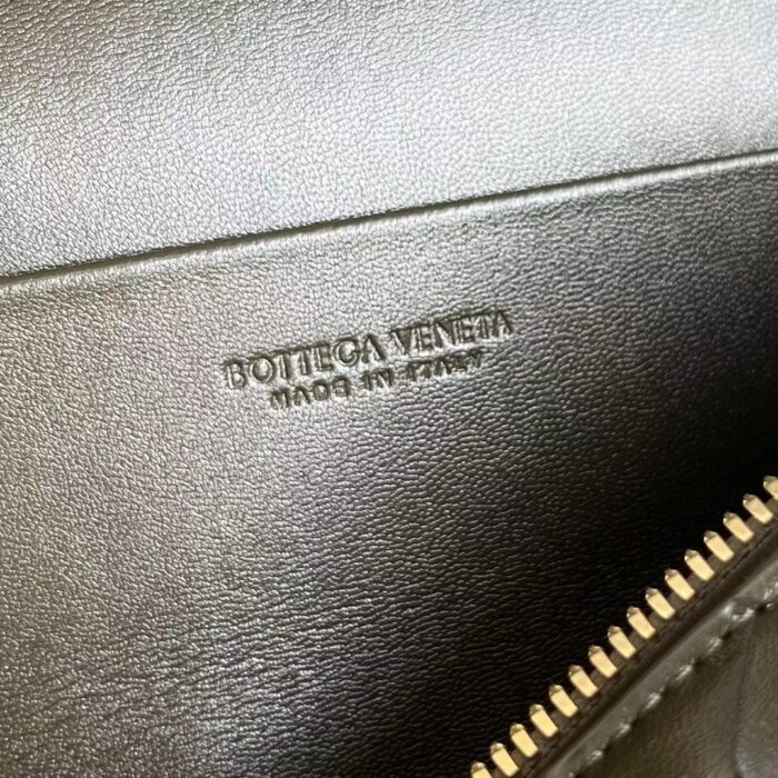 보테가베네타 뱅뱅 배니티 케이스 789109 올리브 크로스백 레플리카 미러급 SA급 S급 고퀄리티 최상급 하이엔드 가방 [여성] 9
